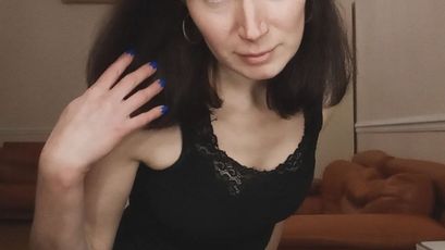 AmiraGold    English Speaker - naked