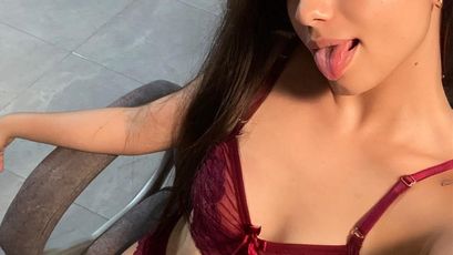 Isabella on SkyPrivate