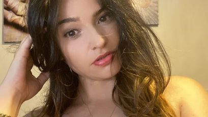 Bella_Belucci on SkyPrivate