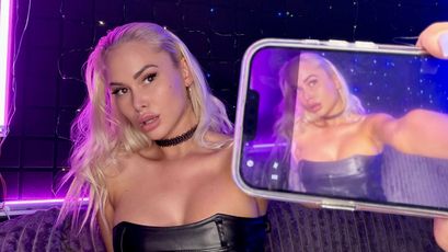 SweetSinX on SkyPrivate