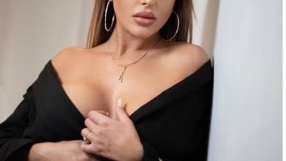 Glamorous_Kay