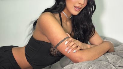 EmmaBruns on SkyPrivate