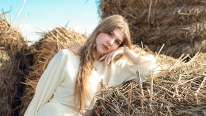 StellaDean - young