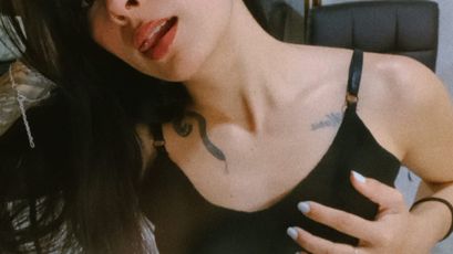 NicoleEsposito on SkyPrivate