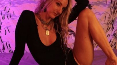 Vixen Violet on SkyPrivate