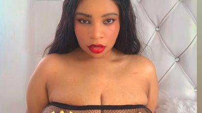 CurvyAnah