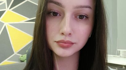 Mollyy on SkyPrivate