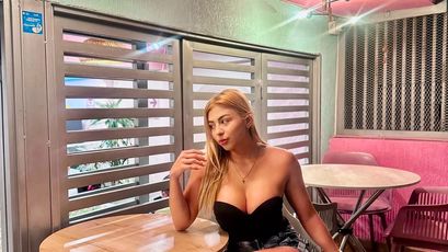 AngelaBecker - bikini