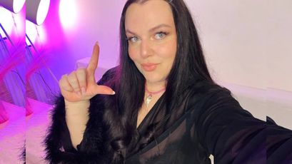 Miss Amalia on SkyPrivate
