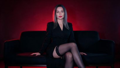 Miss L - chastity