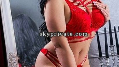 Jessica Jolie on SkyPrivate