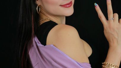 Gabriela Moore on SkyPrivate