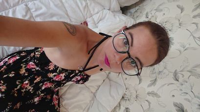 Model - Mrs Eva-Lynn Queen Pain