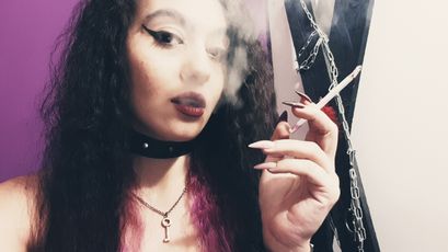 MissMadeleine on SkyPrivate