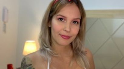 Model - Gabrielle cuckolding