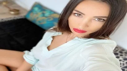 Skype live sex chat with Krysia