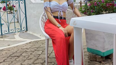 Model - Bianca Brunni deepthroat