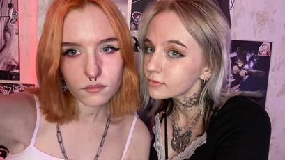 Rem_and_Ram live cam model at SkyPrivate