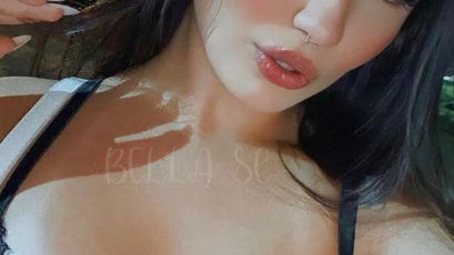 BELLA SC live on SkyPrivate