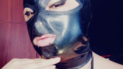 Rubi_latinslave