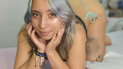 Skype live sex chat with iris smile