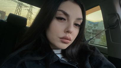 Skype live sex chat with Kim_Adamss