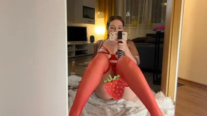 Skype live sex chat with yummy_erika