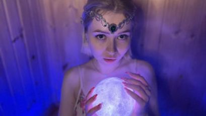 Alice in boobsland Porn