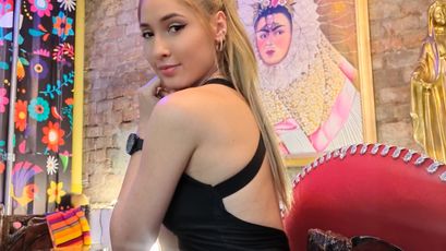 Model - Bianca Brunni blowjob