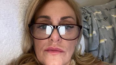 English naughty mummy on SkyPrivate