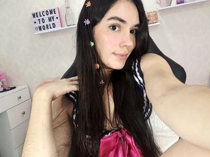 melly_doll