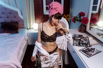 carla_cox