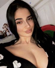 selena_bee