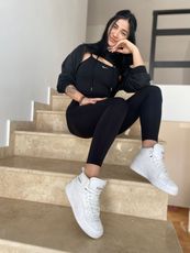 selena_bee
