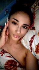 selena_bee