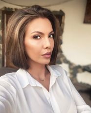 mindy_glam