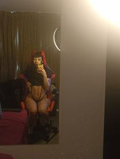 mia_burton