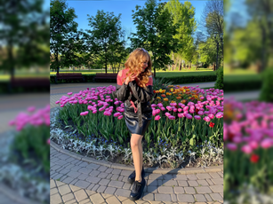 ladyred18