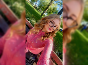 ladyred18