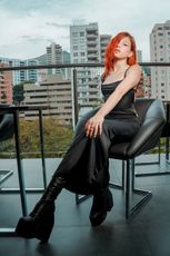 lola_mustaine
