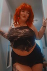 british_goth_roxy