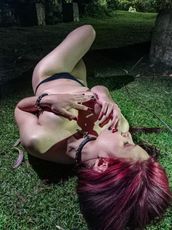 sarah_fire