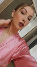 mia_bloom