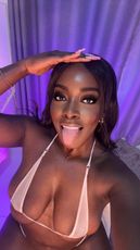 domme_amara