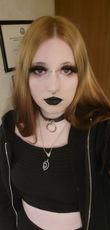 aivey_goth