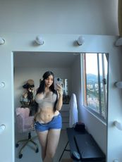 cloe_whitex