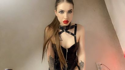 mistress_eva