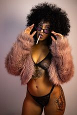 elizabeth_corazon_de_leon