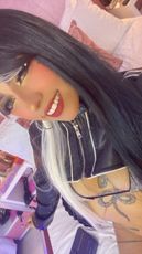 samantha_adele