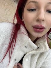 alissa_kiss